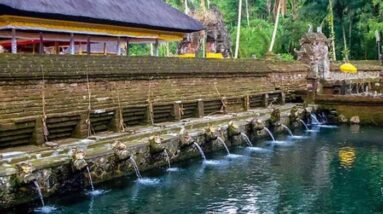 Pura Tirta Empul Tampak Siring Bali