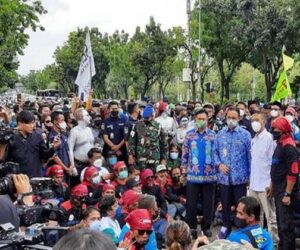 anies baswedan dan buruh