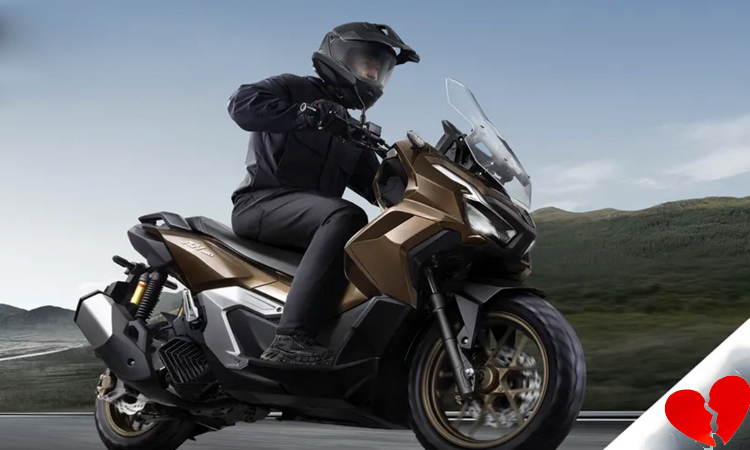 Liburan Dengan Motor ADV 160